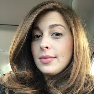 Meet your Posher, Arielle